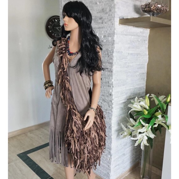 Moroccan Leather Shoulder Bag: Bohemian Hippie Fringe Bag - Picture 10 of 12